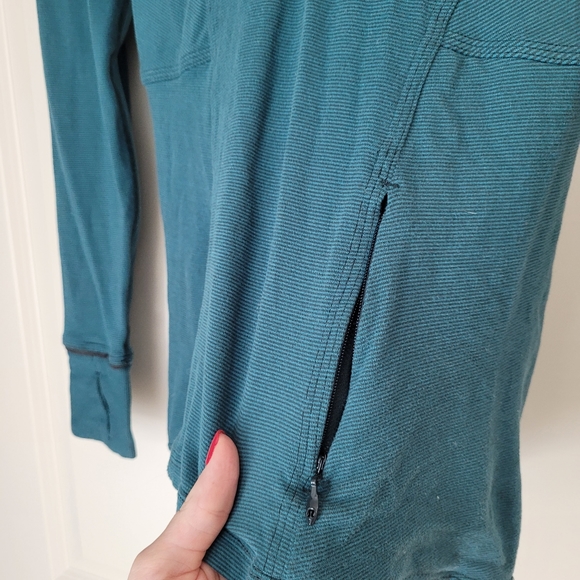 Lululemon jacket - Picture 12 of 12